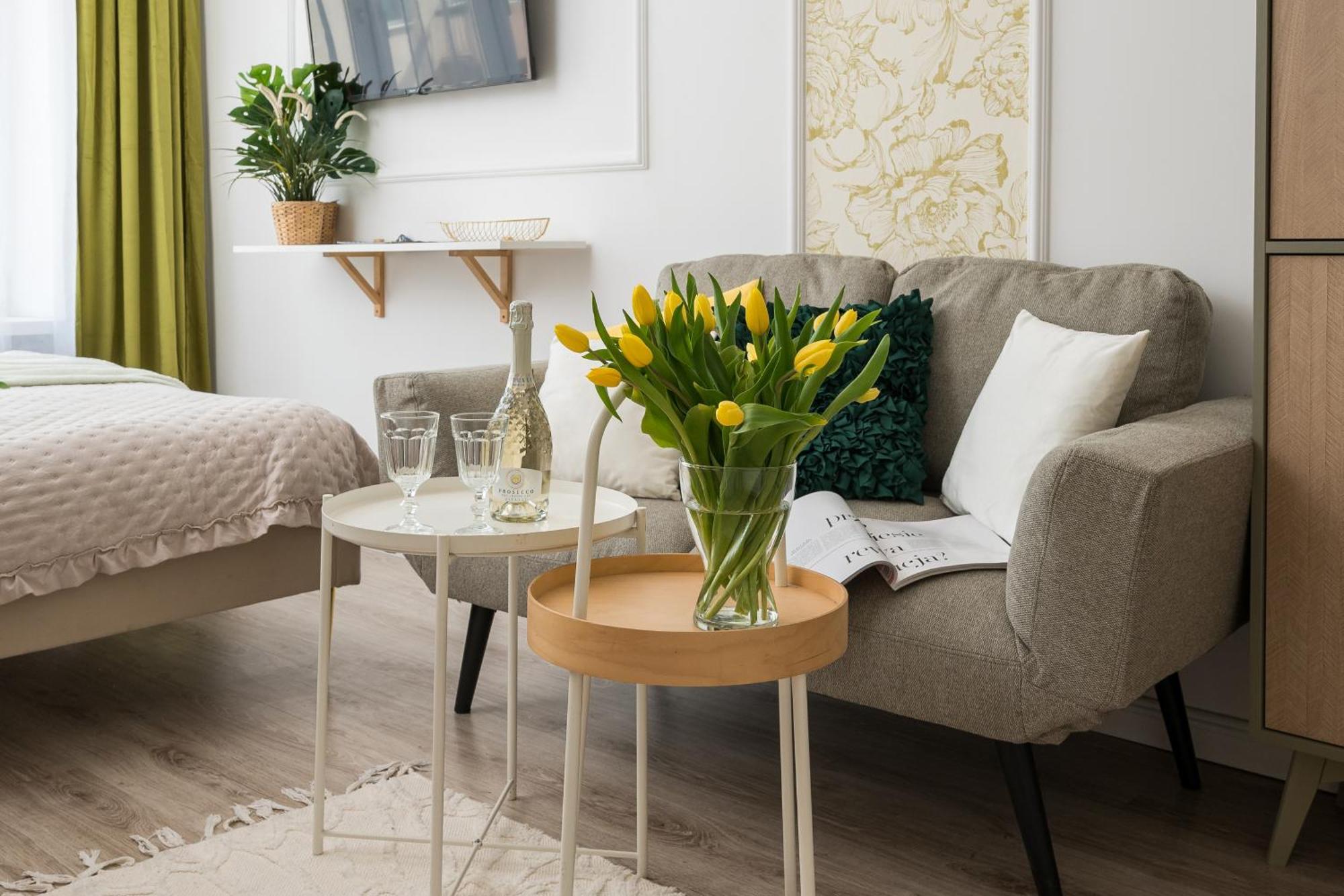 Green Oasis Charming Loft In A Historic Warsaw Tenement House 900 M From Central Station Exterior photo
